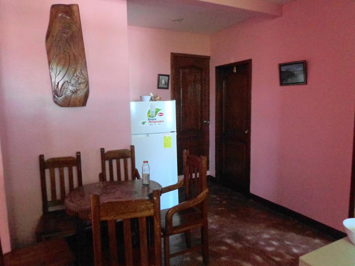 Hostal Nathaly Puerto Baquerizo Moreno Bagian luar foto